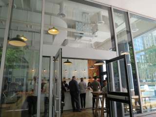 Meat and Bread外観