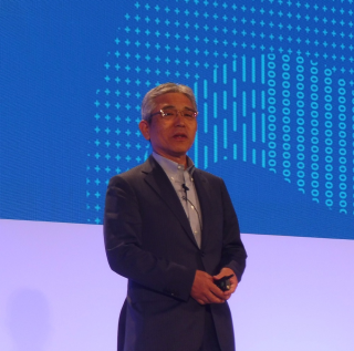 aws-summit-tokyo-2017-day2-keynote_102