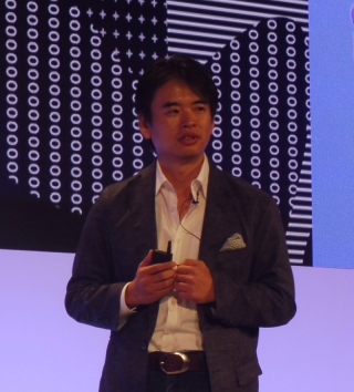 aws-summit-tokyo-2017-day2-keynote_703